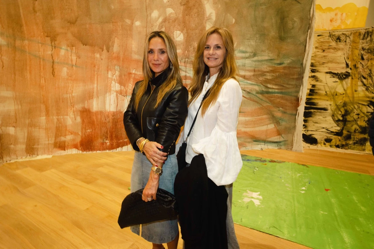 Sabine Mulliez y Petu Anzorreguy en la inauguración de la Fundación Cervieri Monsuárez
