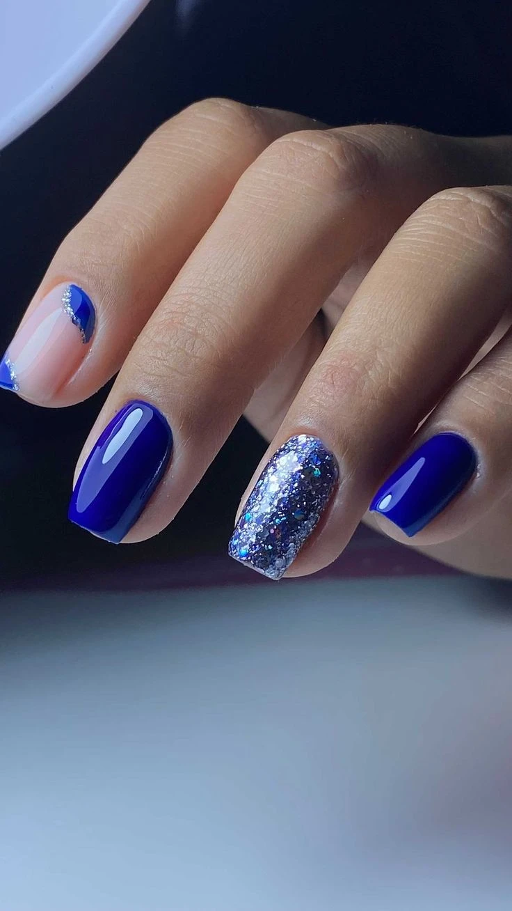 Uñas azul