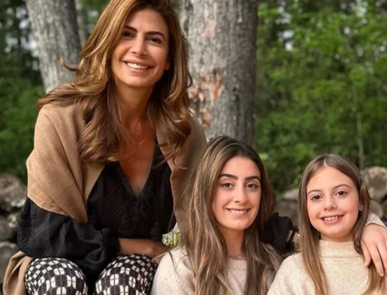 Valentina Barbier, la hija de Juliana Awada, nos muestra cómo se usan los suéteres este otoño invierno 2024