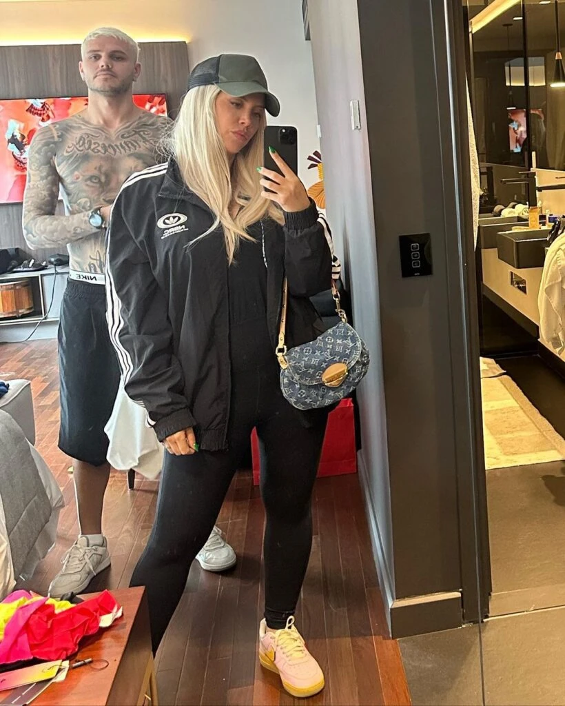 Wanda Nara cambió de look y volvió a su primer amor