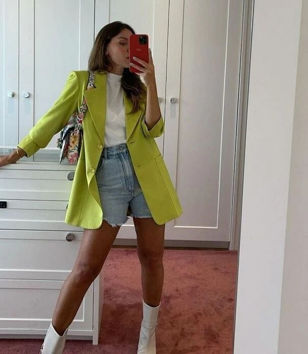 Nicole Neumann marca tendencia en las calles de Madrid con el verde menta, el color furor del 2024