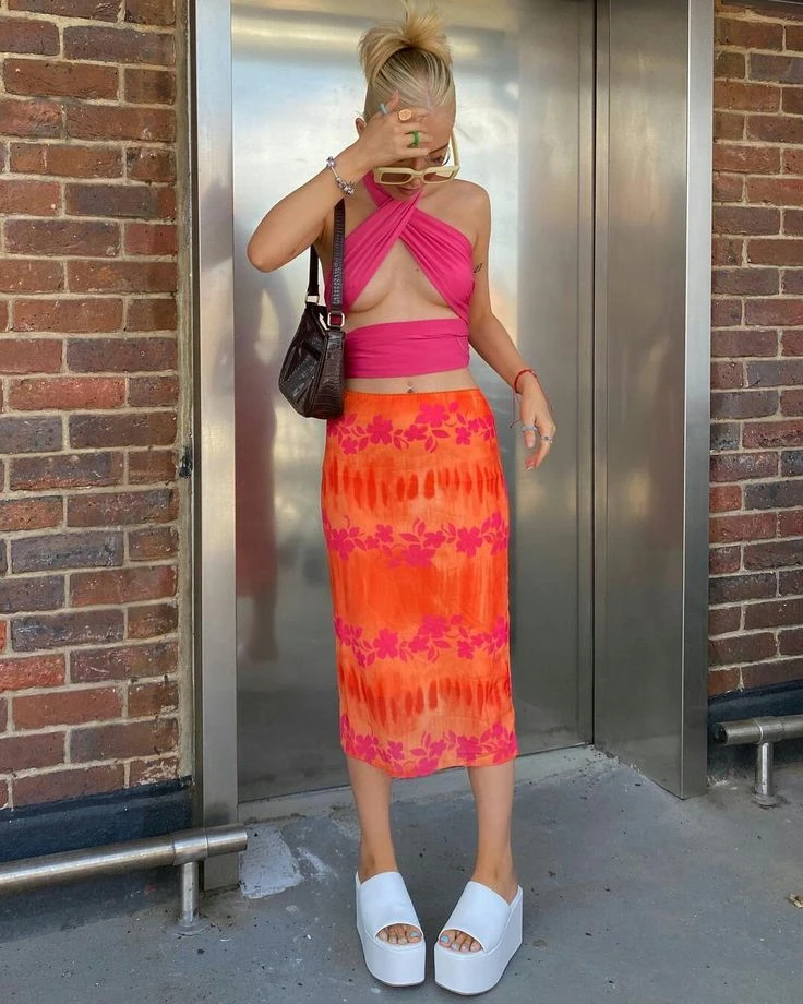 El groovival regresa con todo: la moda que marcó los años 60 se impone en la Gen-Z