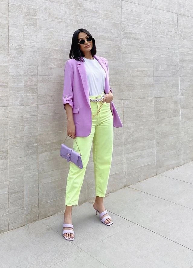 Nicole Neumann marca tendencia en las calles de Madrid con el verde menta, el color furor del 2024