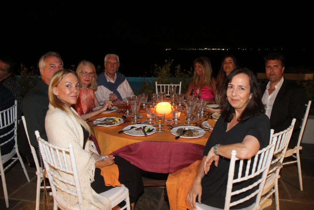 Cecília Zampetini, Iván Rubinich, Cecilia Duhau, Federico Mirre, Renata Battione, Ximena Arcos Pérez, José Castagnino, Maria Loson