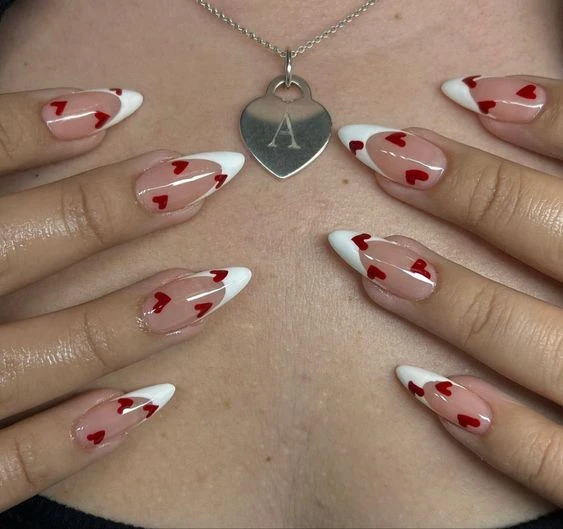 5 diseños de uñas que probar para este San Valentín