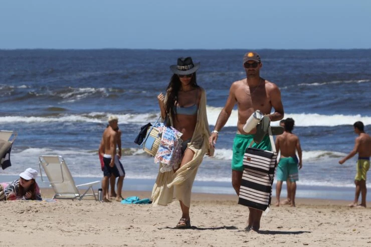 Las fotos de Zaira Nara y Facundo Pieres en las playas de Punta del Este