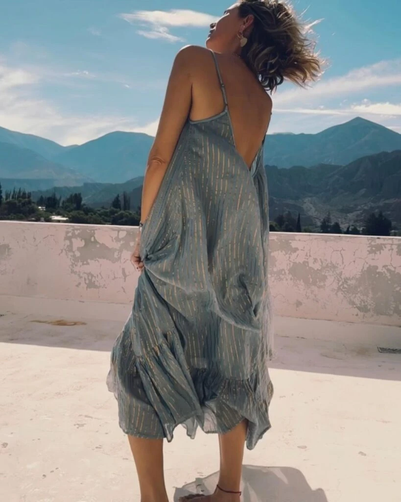 looks de verano de Dolores Barreiro, la reina del estilo hippie chic