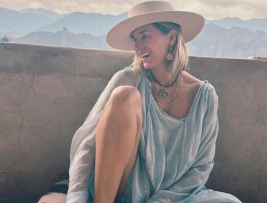 7 looks de verano de Dolores Barreiro, la reina del estilo hippie chic