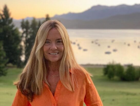 El tierno video de la trilliza María Eugenia armando el arbolito con su nieto León