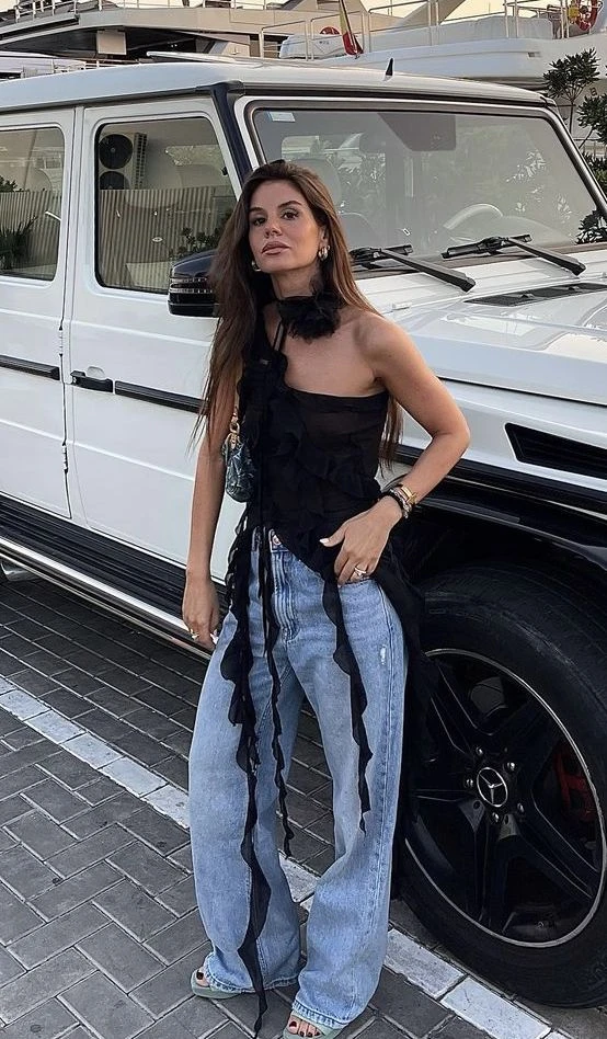 Alerta tendencia: Tini Stoessel y Juanita Tinelli imponen los tops de diseño