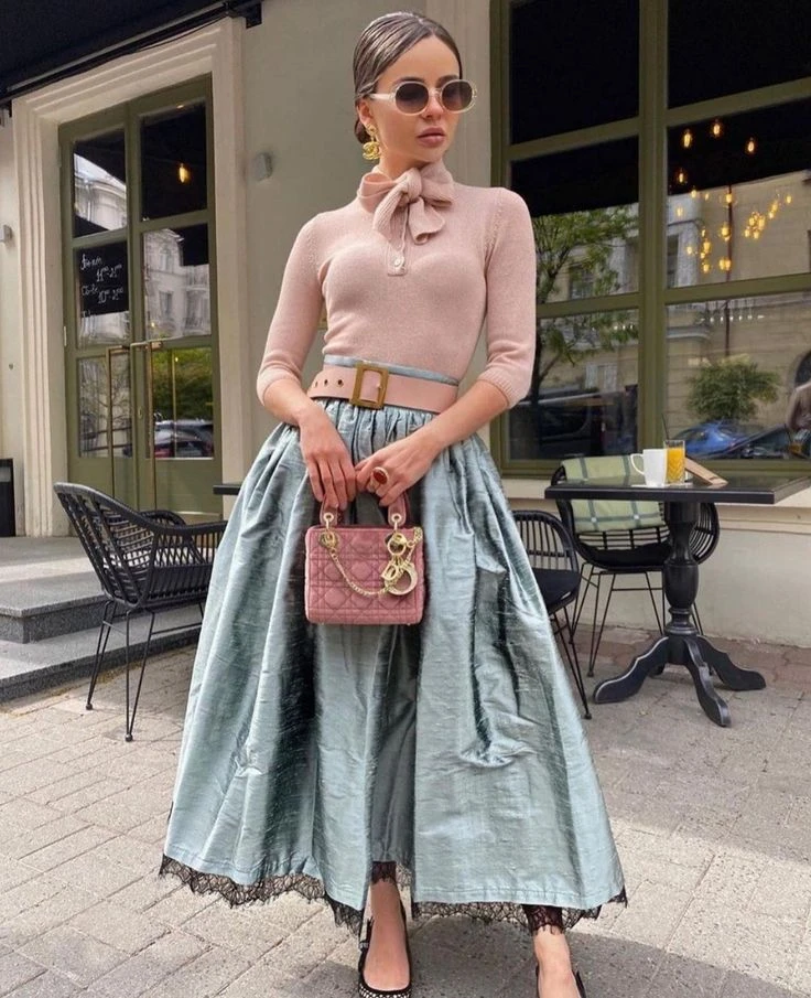 Alerta tendencia: regresan las maxi faldas al estilo de los años 50