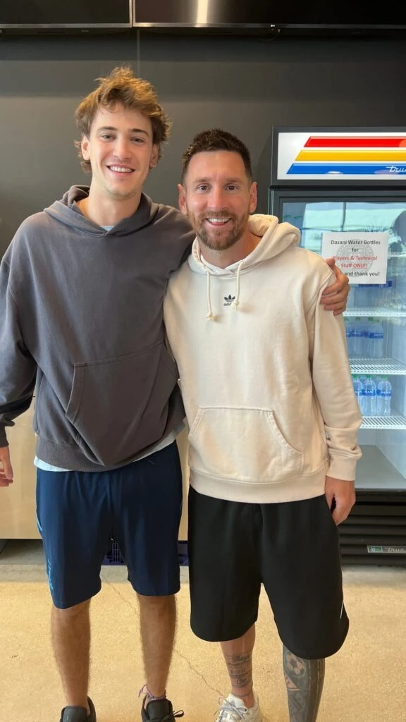 La inesperada coincidencia entre Marcela Tinayre y Leo Messi en sus vacaciones