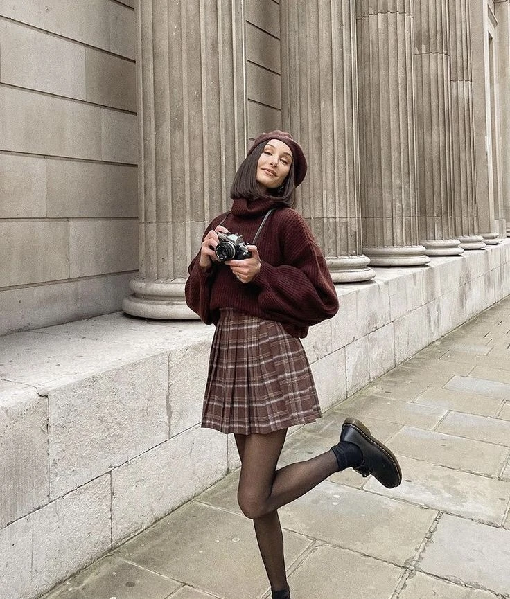 Guía de estilo: cómo usar el cuadrillé, el estampado que se impone este 2024