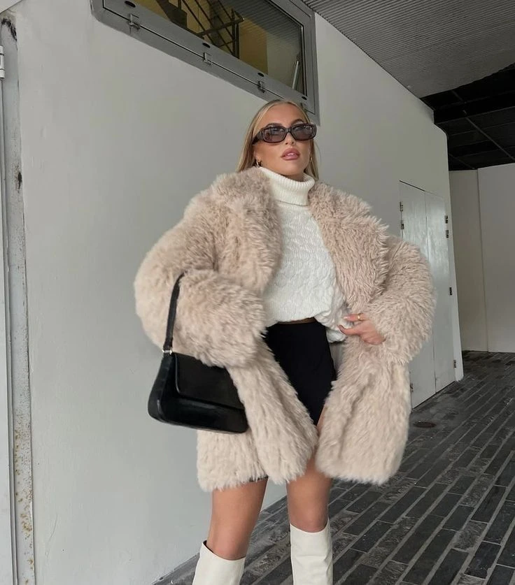 Guía de estilo: así se usan las prendas con peluche, que enamoran a la tendencia mob wife