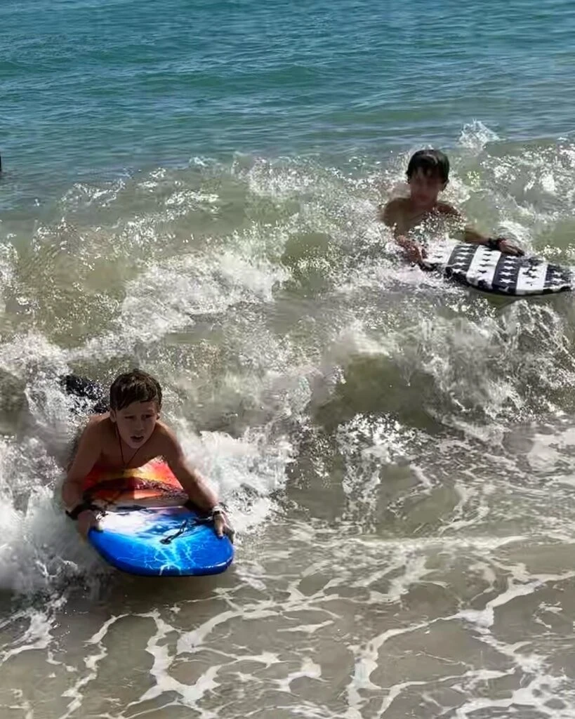 Las fotos de Pampita con sus hijos en Miami