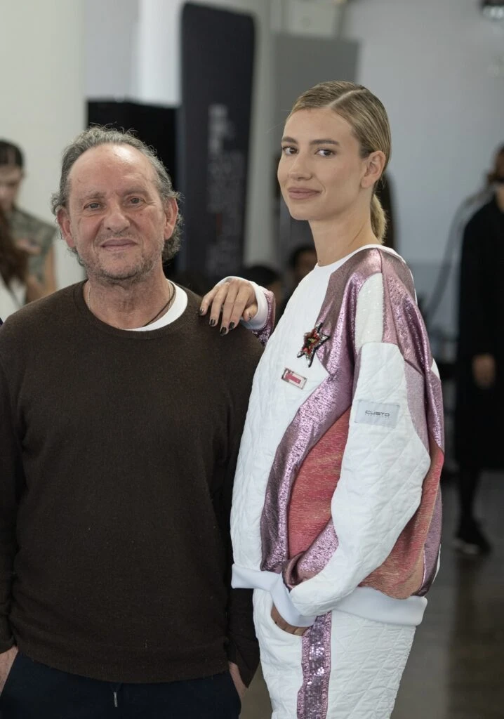 Angie Landaburo y Custo Barcelona en la Semana de la Moda de NY.