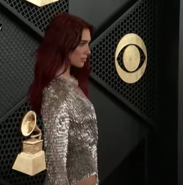 Dua Lipa en los Premios Grammy