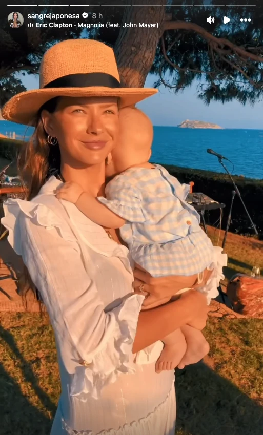 La China Suárez celebró el cumpleaños de Magnolia posteado fotos vintage de ambas.