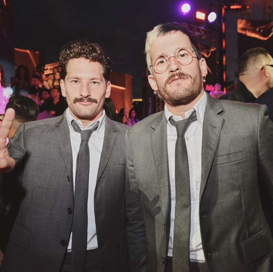 Mau y Rocky en los Premios Lo Nuestro. Foto IG.
