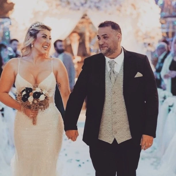 Crimen de Punta del Este quién es Romina Camejo, la cantante acusada de matar a su marido millonario