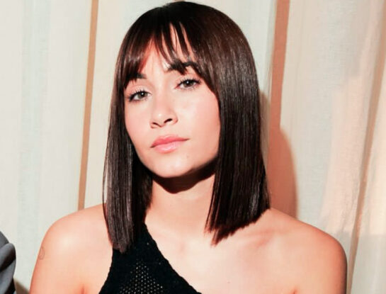 Aitana sorprendió con su look monocolor en Milán Fashion Week