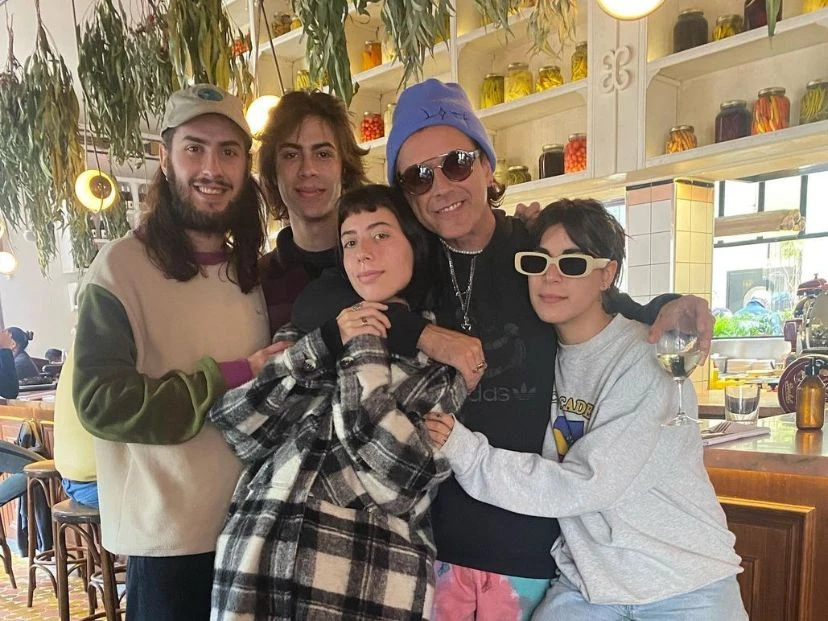 Así están hoy Maia, Iván, Leyre y Dylan, los hijos que Coti Sorokin tuvo con Valeria Larrarte foto: ig