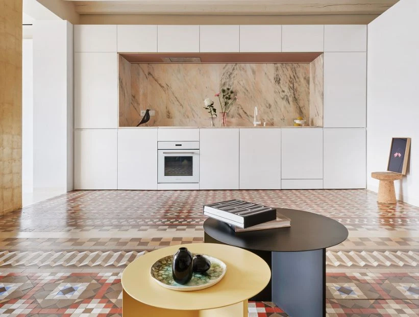 Un departamento que fusiona lo antiguo con lo moderno a la perfección