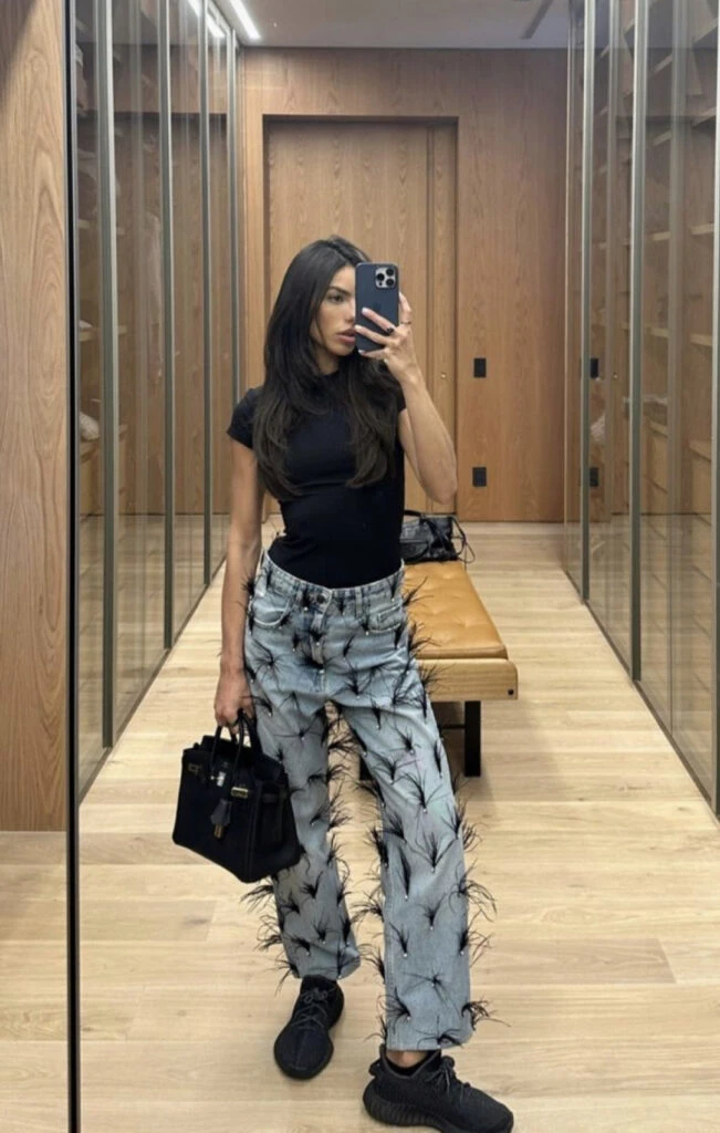 Embellished jeans, los más deseados de este 2024. Foto: Pinterest. 