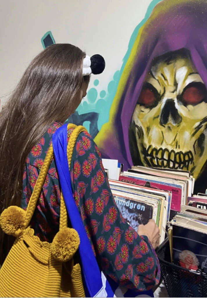 Este es el bolso artesanal que eligen Máxima y Ámbar. Foto: Instagram.