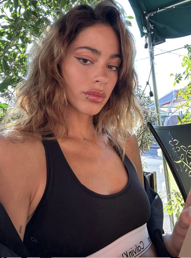 Este es el detalle beauty que sumó Tini Stoessel a su estilo urbano