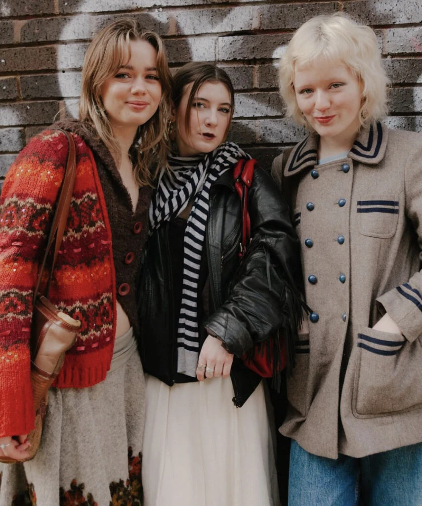 Estos son los mejores looks de street style del London Fashion Week. Foto: Instagram. 