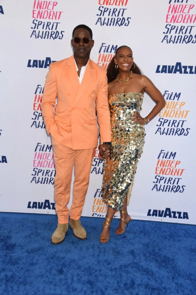 Sterling K. Brown y Ryan Michelle en los Independent Spirit Awards. Foto: Fotonoticias.
