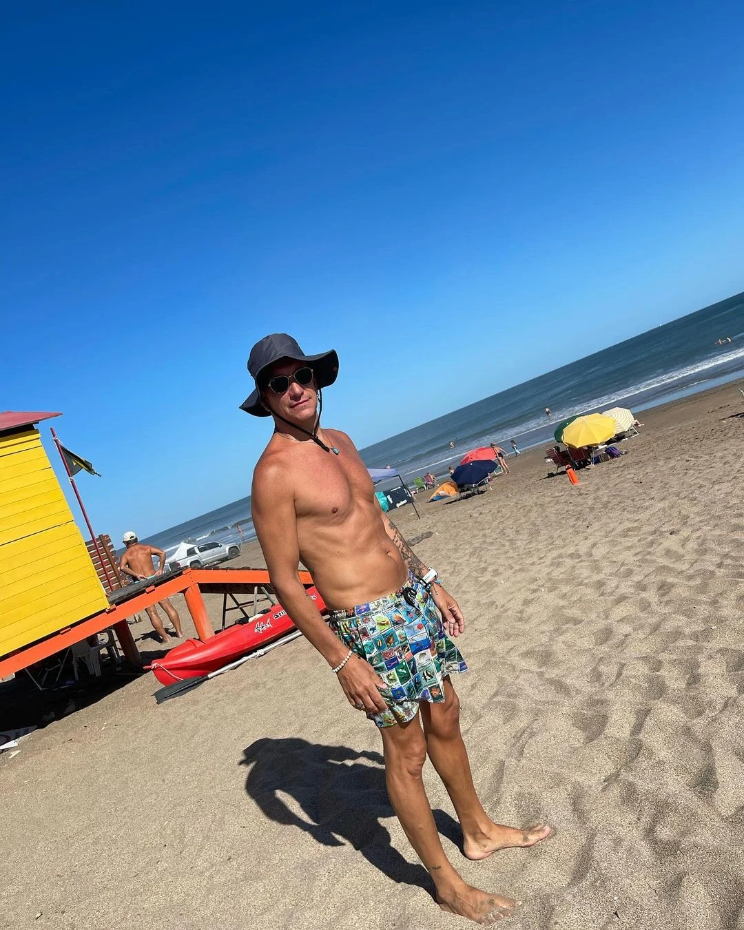Nico Vázquez en la playa