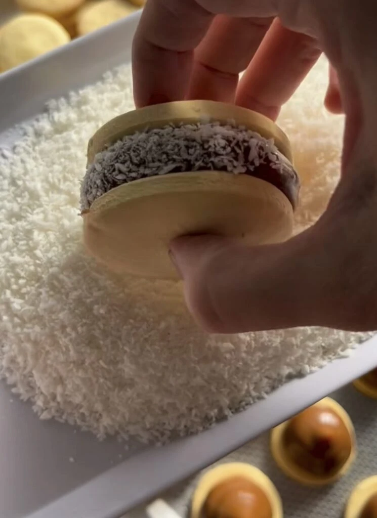 La receta de alfajores de maicena de Agus Vives. Foto: Instagram.