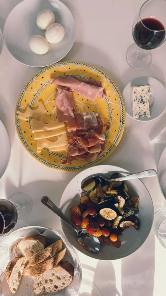 Las fotos de las vacaciones de Dolores Barreiro y Santiago Gómez Romero en Francia