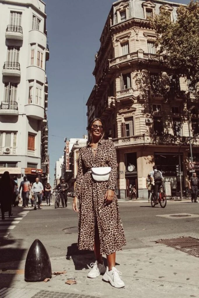 Los mejores looks urbanos de verano, según el street style de Buenos Aires