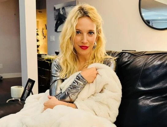Luisana Lopilato nos muestra cómo armar un look canchero con básicos, ideal para el otoño