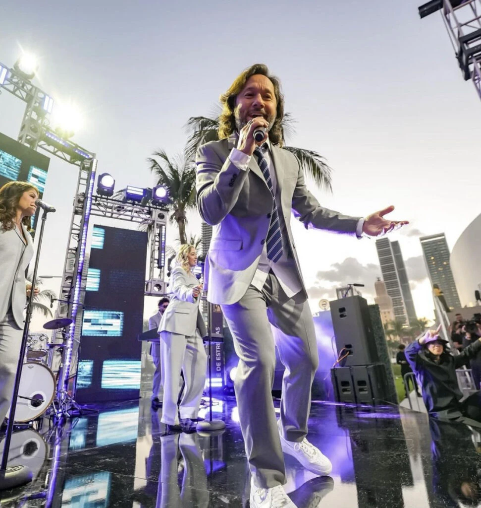 Diego Torres en los Premios Lo Nuestro. Foto: Instagram.
