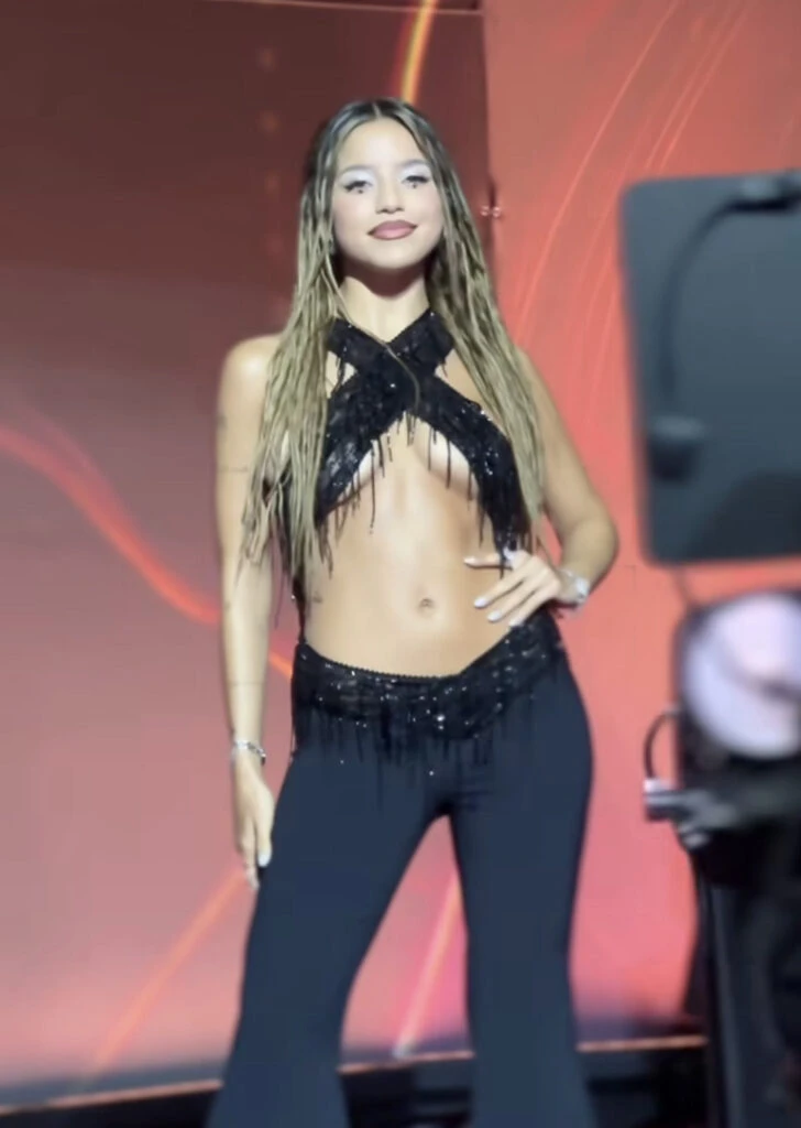 Emilia Mernes en los Premios Lo Nuestro. Foto: Instagram. 