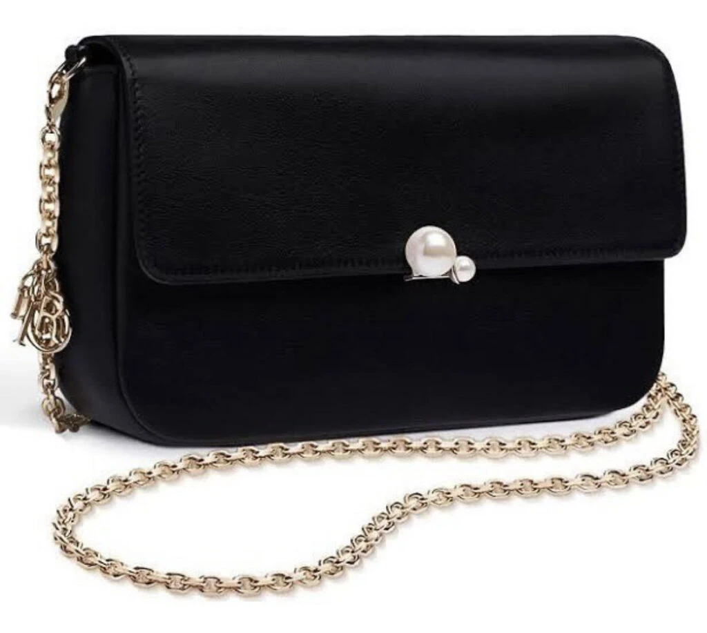 Rania de Jordania viajó a Estados Unidos e impactó con un look total de Dior. Foto: Instagram. 