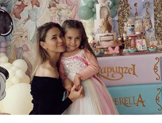 Valentina Simeone y Carla Pereyra destacada