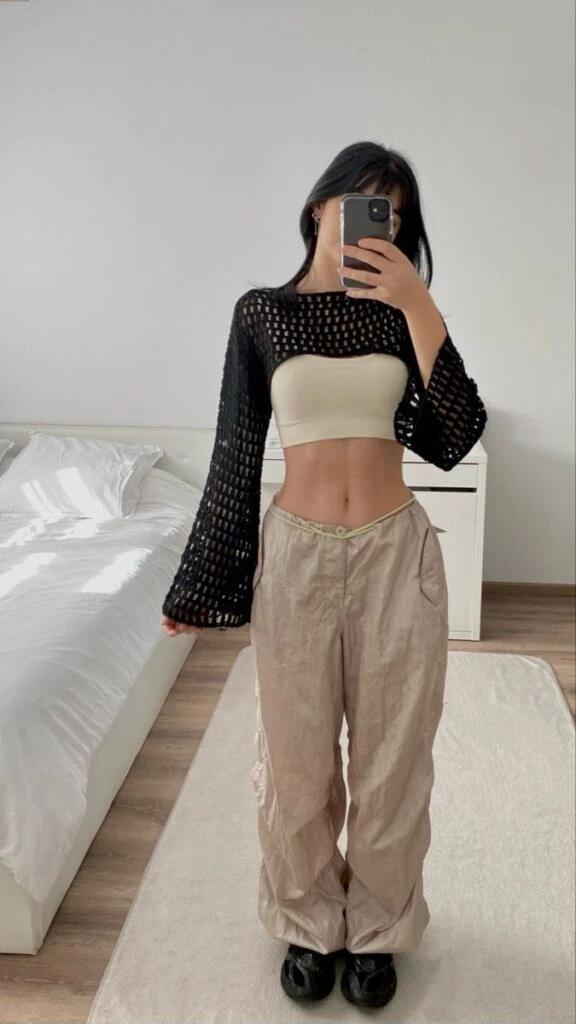 Guía de estilo: cómo llevar la Acubi Aesthetic, que enamora a la generación Z