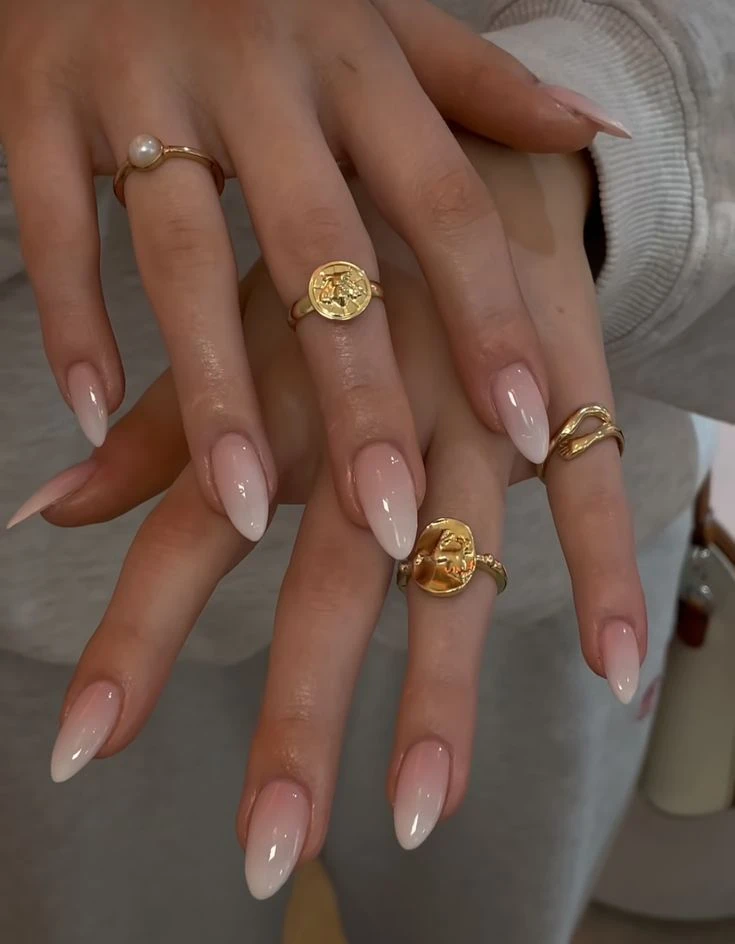 La manicura baby boomer llegó para destronar a la francesita