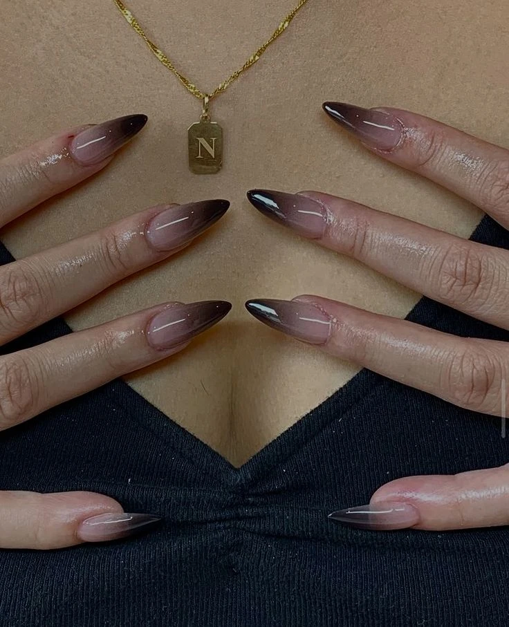 La manicura baby boomer llegó para destronar a la francesita