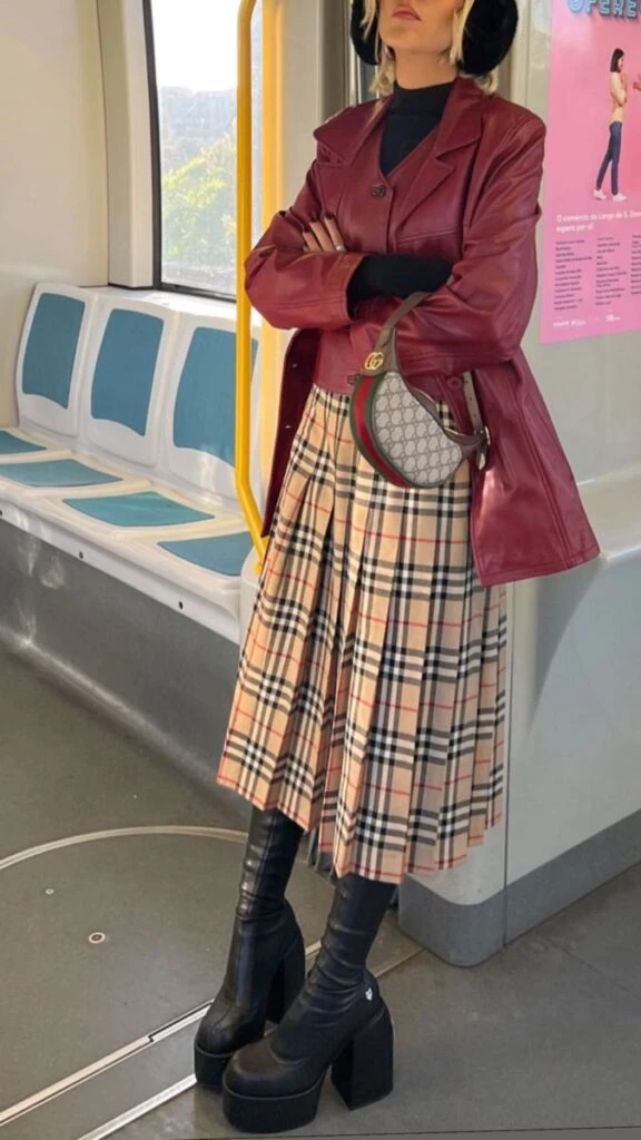 Guía de estilo: cómo usar el cuadrillé, el estampado que se impone este 2024