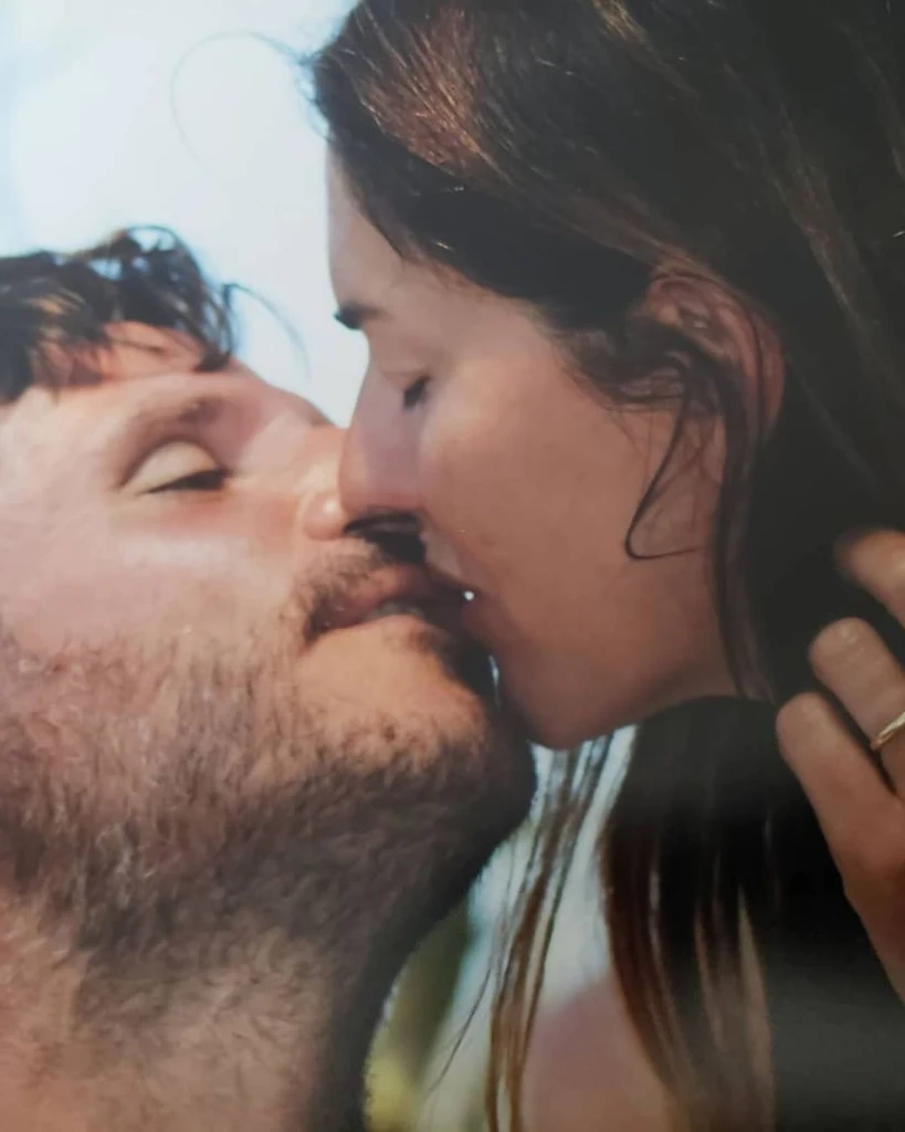 Andrea Frigerio celebra San Valentín con un romántico mensaje para su marido