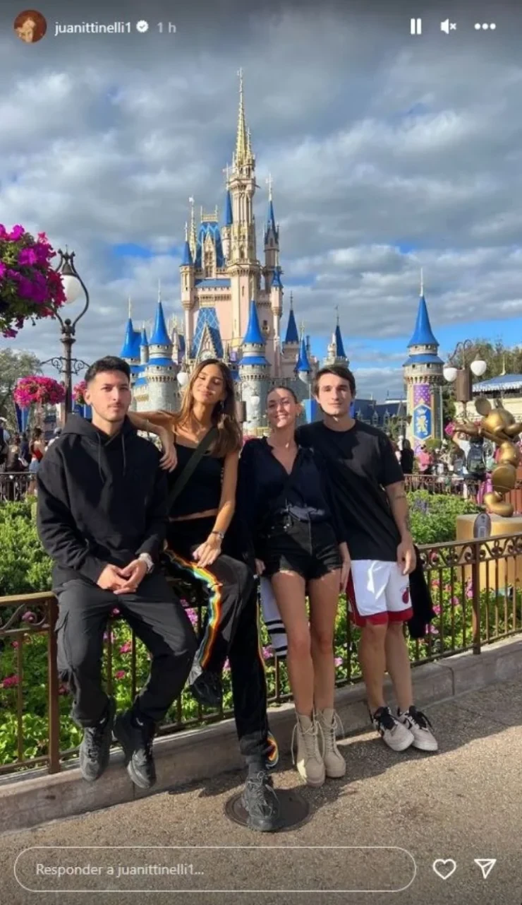 Las fotos de las vacaciones de Juana Tinelli y su novio en Miami