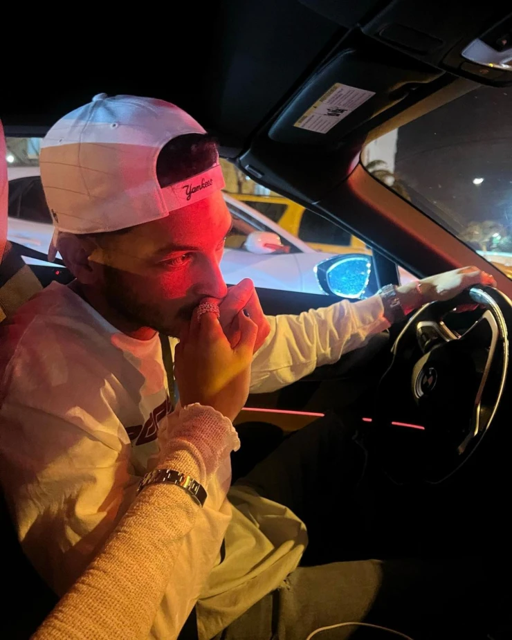 Las fotos de las vacaciones de Juana Tinelli y su novio en Miami