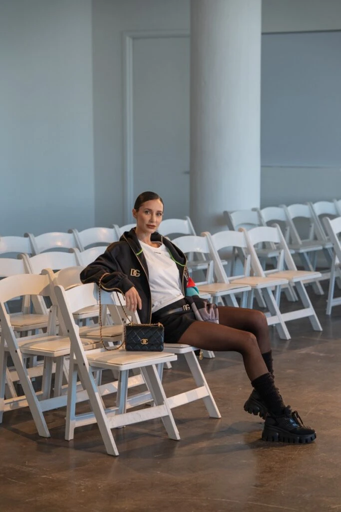 Carolina Haldemann desfilando para Custo Barcelona. Foto: Jorge Aragón.