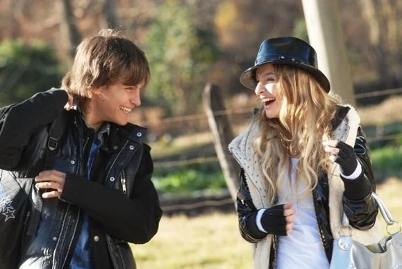 Brenda Asnicar y Andrés Gil